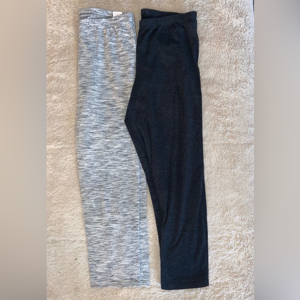 Women’s Cropped Leggings Size M